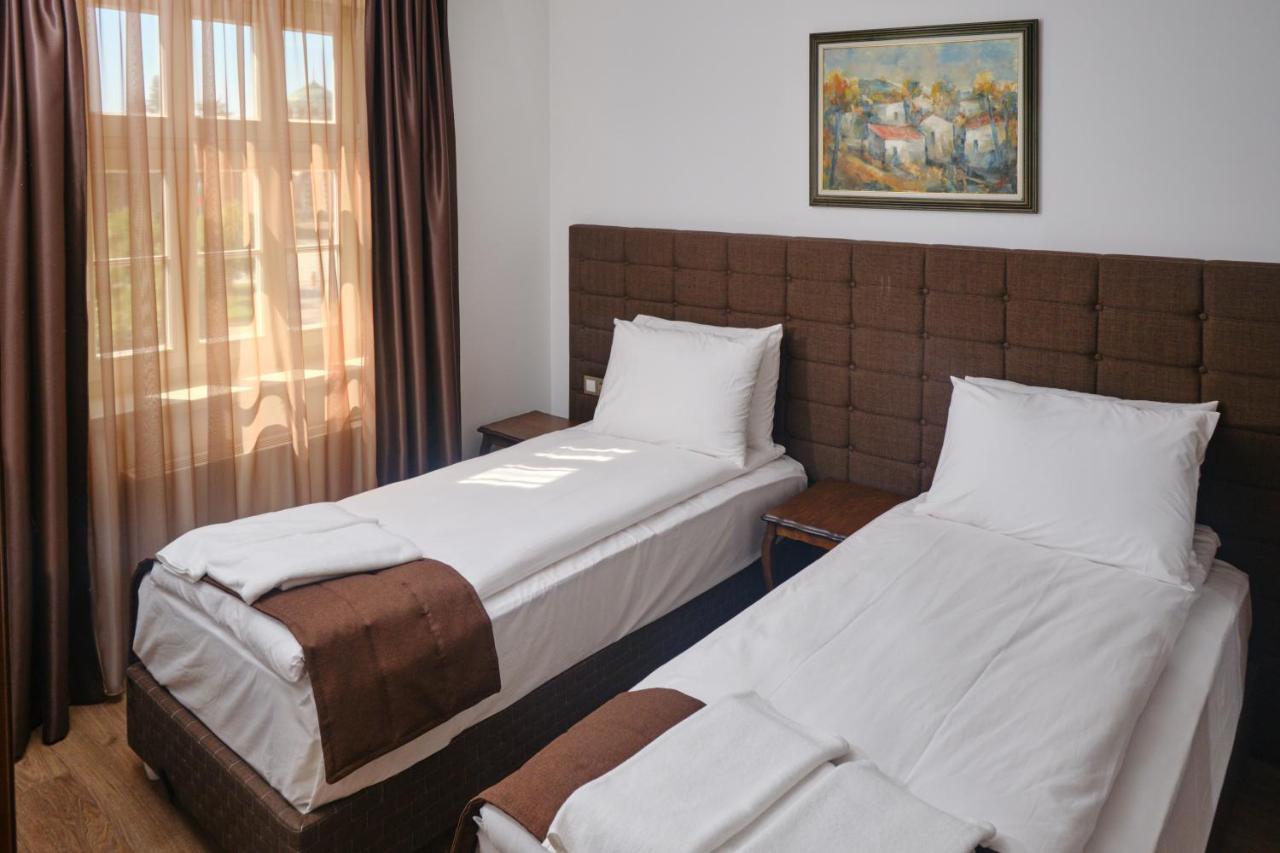 Hotel Splendid Pleven Exterior foto