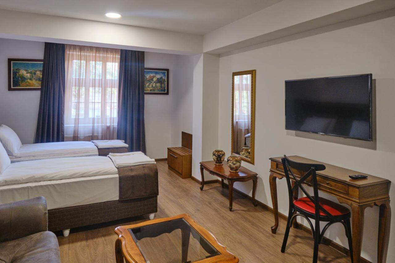 Hotel Splendid Pleven Exterior foto
