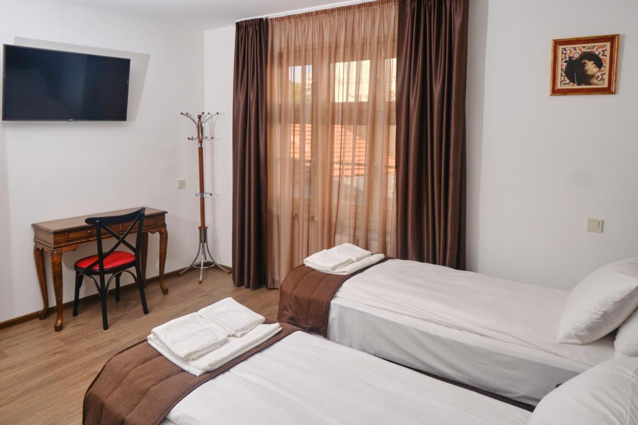 Hotel Splendid Pleven Exterior foto